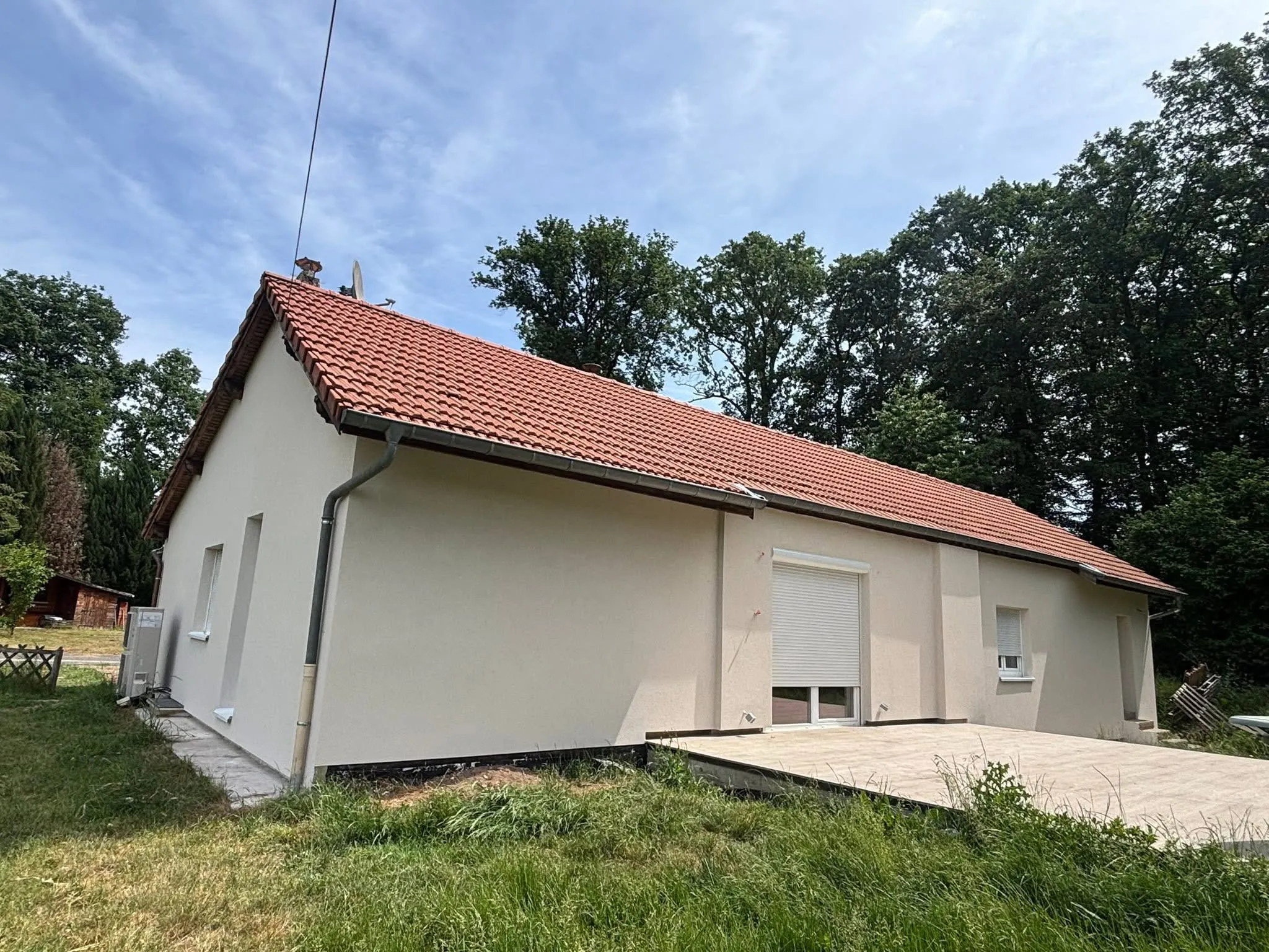 Chantier d'isolation thermique par l'extérieur réalisé par ZF Façade en Moselle — photo 1