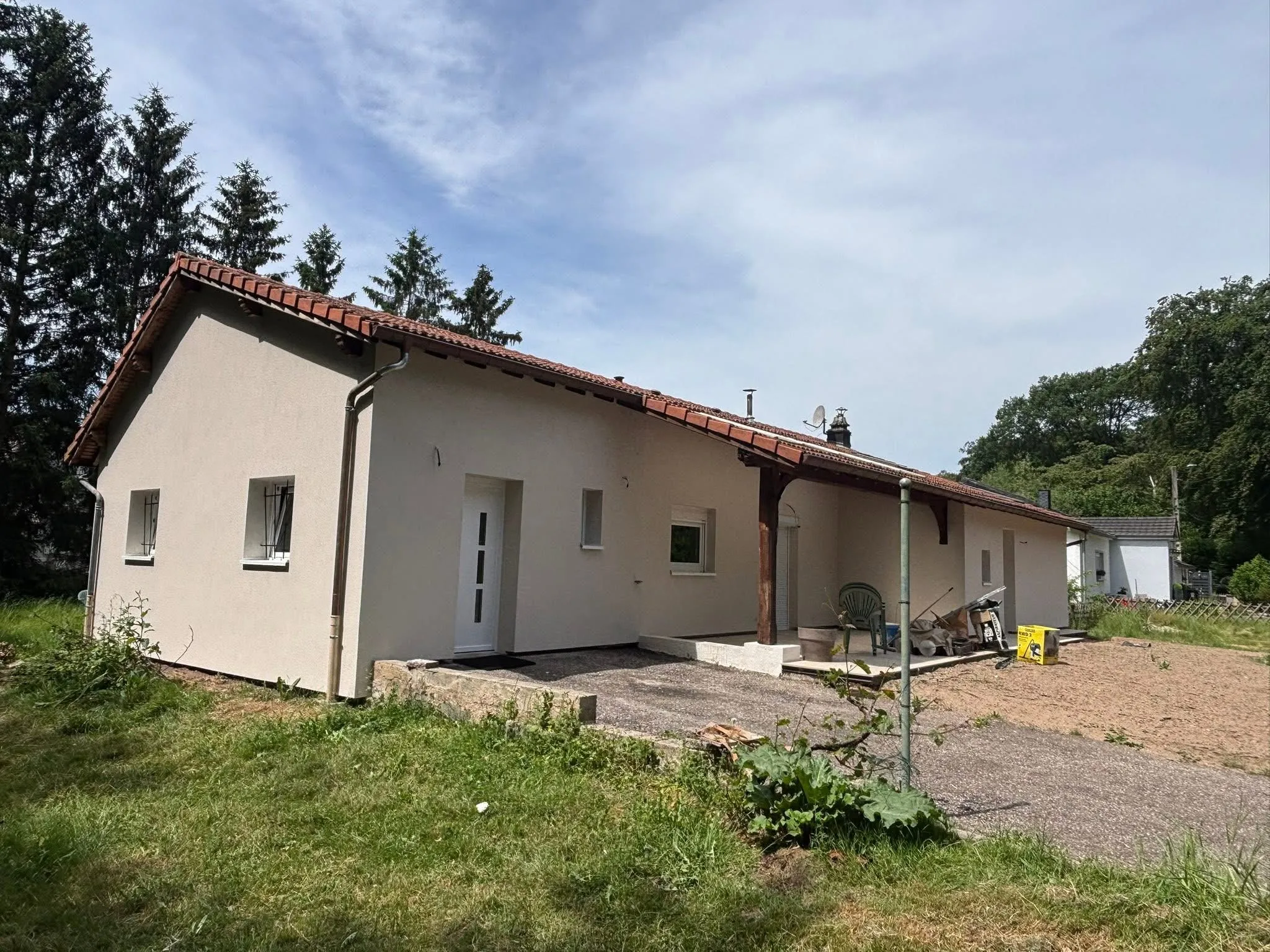 Chantier d'isolation thermique par l'extérieur réalisé par ZF Façade en Moselle — photo 2
