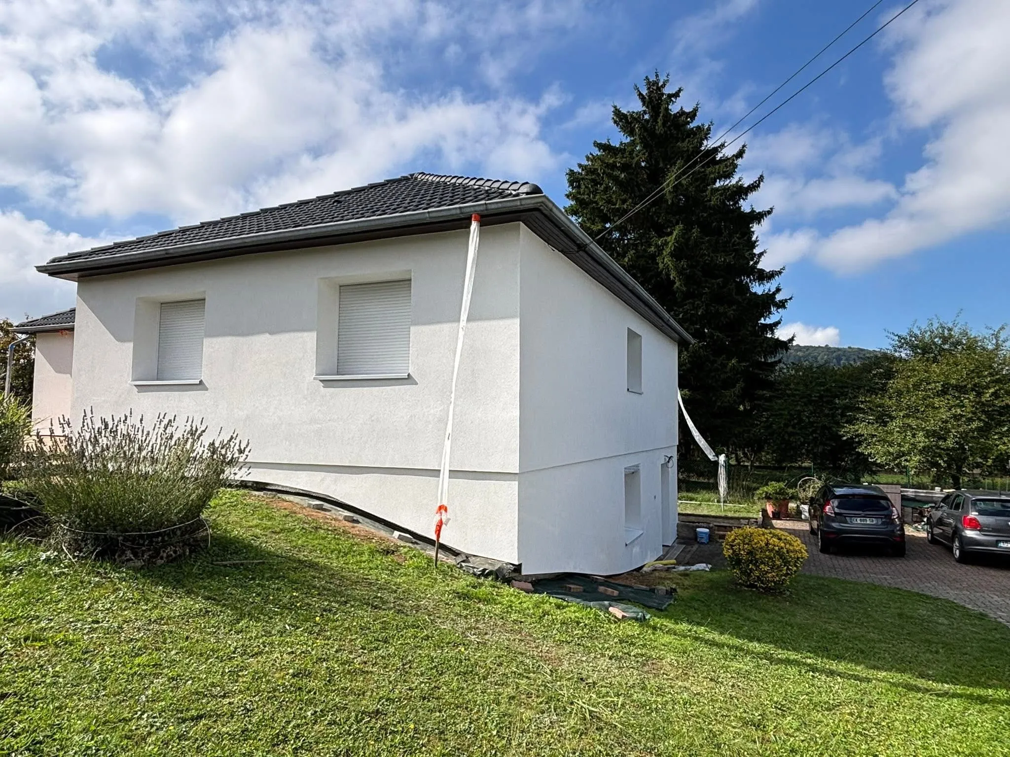 Chantier d'isolation thermique par l'extérieur réalisé par ZF Façade en Moselle — photo 22
